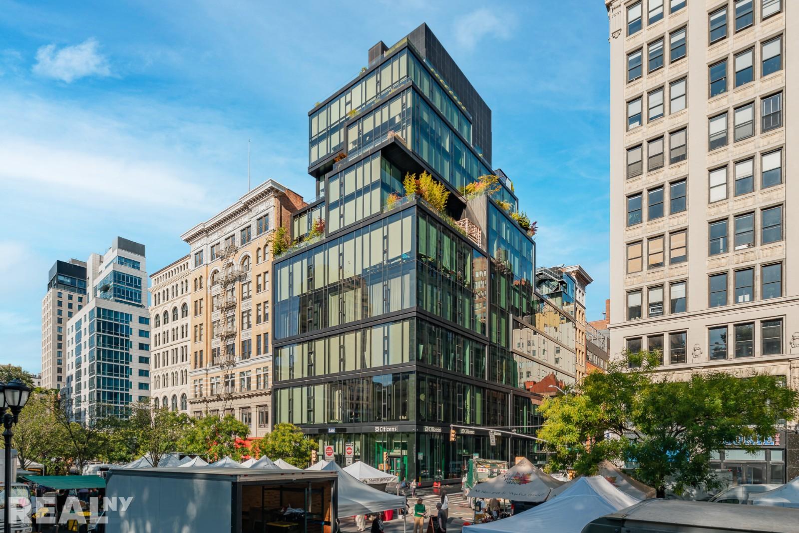 15 Union Square West, Unit 7C Manhattan, NY 10003 - Photo 14 of 18 a front view of a building