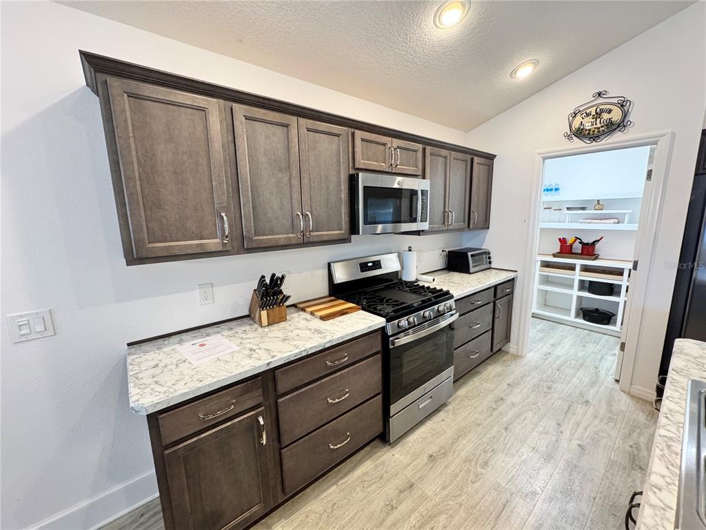 5822 Roudell Way The Villages, FL 32163 - Photo 4 of 19