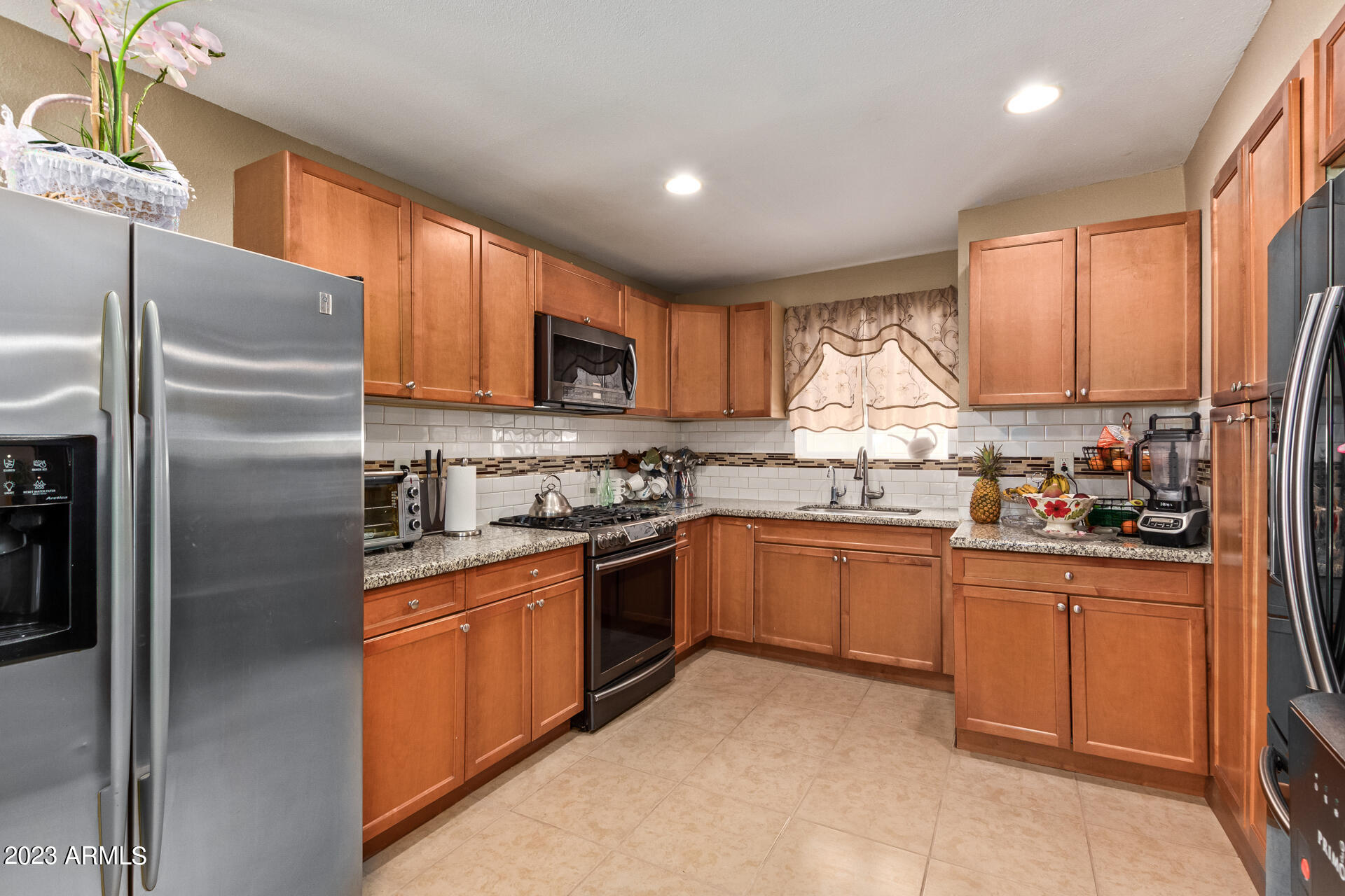 31 West Rhodes Avenue Avondale, AZ 85323 - Photo 8 of 26 10 - Rhodes
