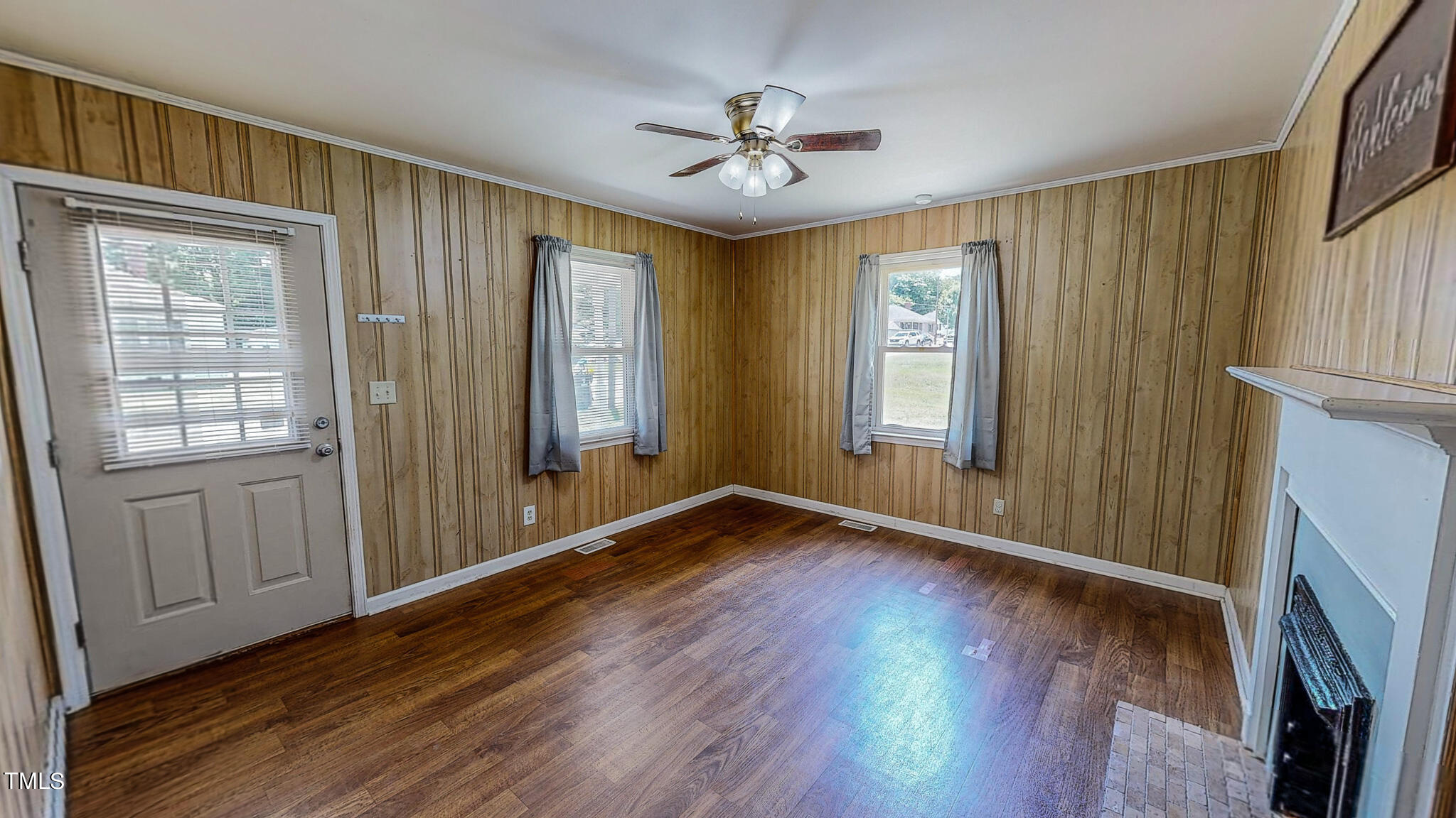 229 Edgar Street Roxboro, NC 27573 - Photo 3 of 27 229-Edgar-St-06122024_100526
