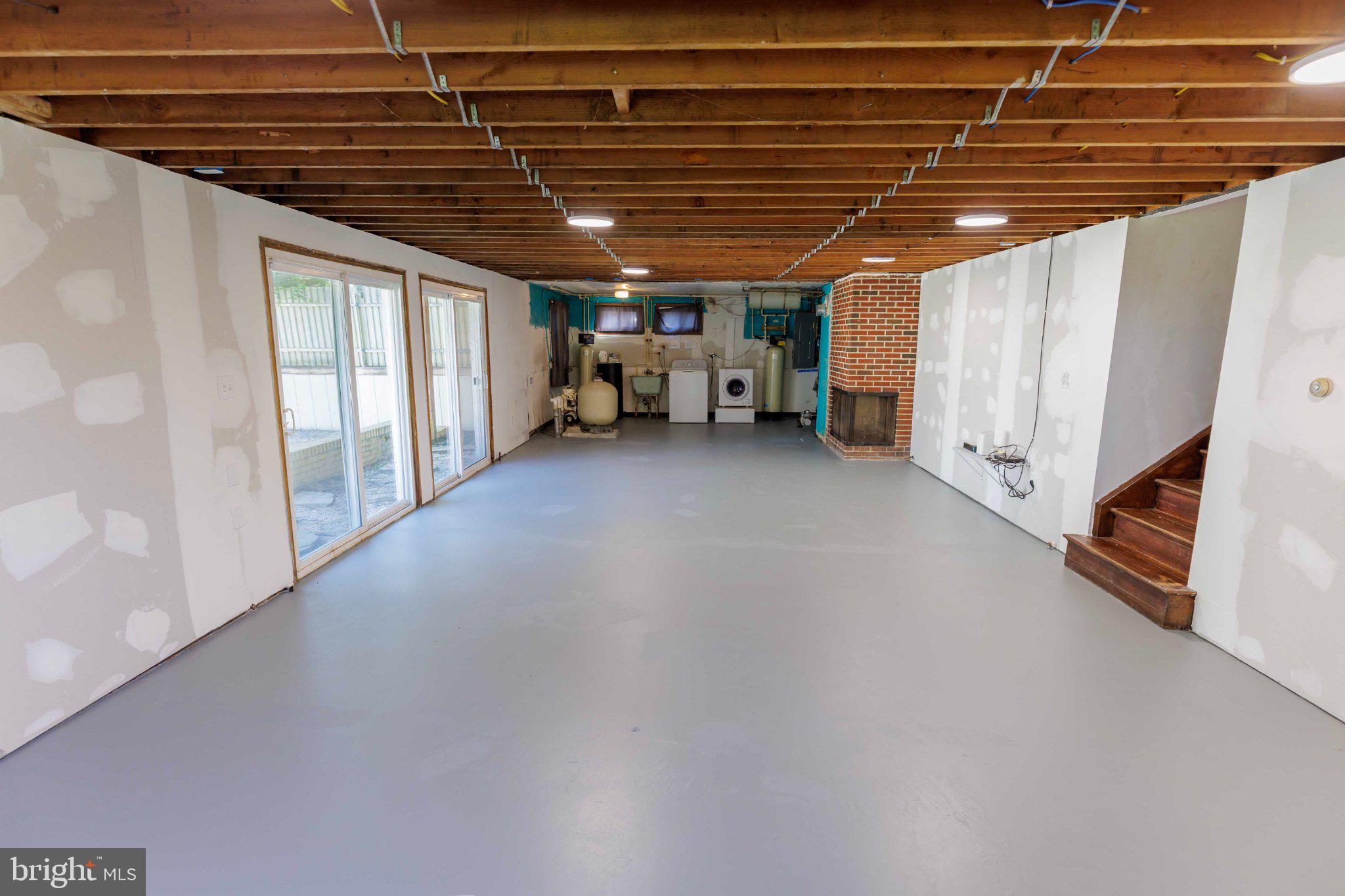 5422 Woodbine Road Woodbine, MD 21797 - Photo 33 of 39 Spacious unfinished basement awaits your vision.