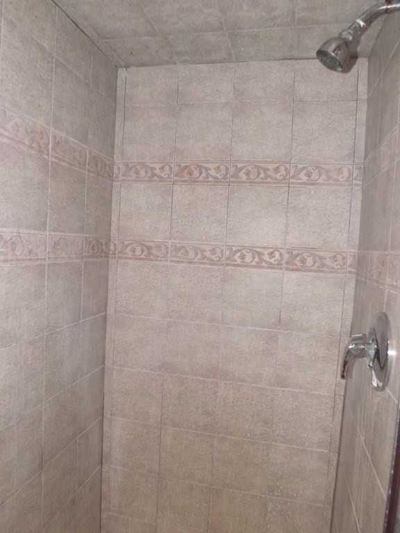 47 Hingham Road Grafton, MA 01536 - Photo 35 of 42 Gallery Image 35