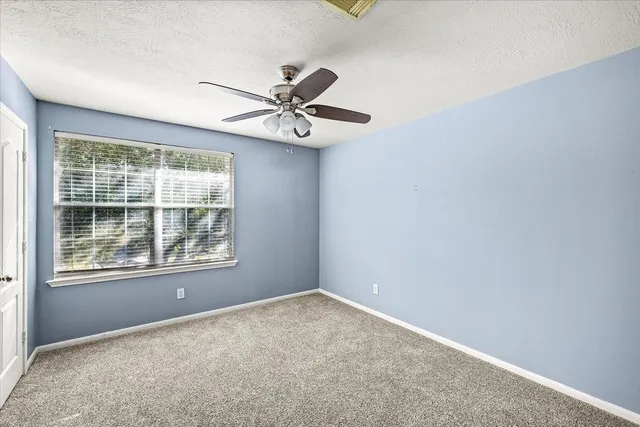 $2,300 | 158 Bristol Bend Lane, Dickinson, TX 77539