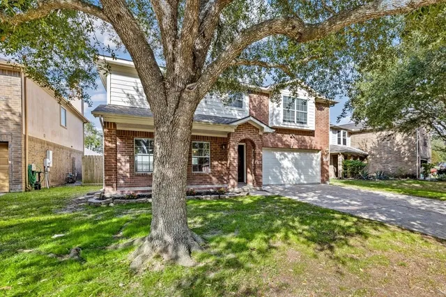 $2,300 | 158 Bristol Bend Lane, Dickinson, TX 77539
