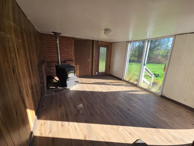 $103,000 | 166 Belfast Road, Knox, ME 04986