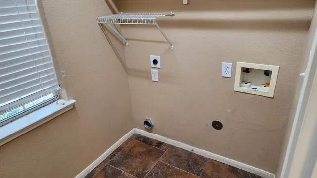 $2,200 | 3911 Falvel Cove Drive, Spring, TX 77388