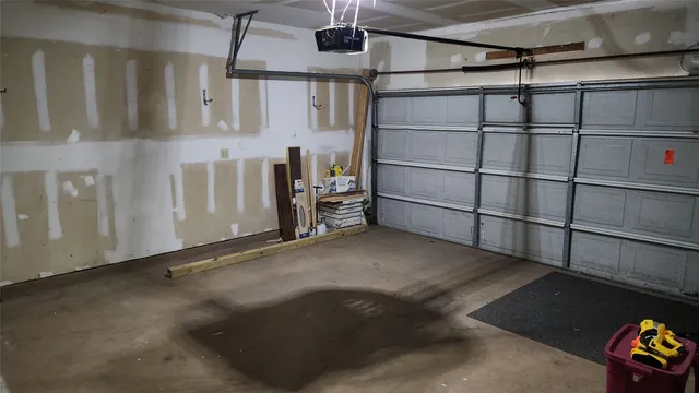 $2,200 | 3911 Falvel Cove Drive, Spring, TX 77388