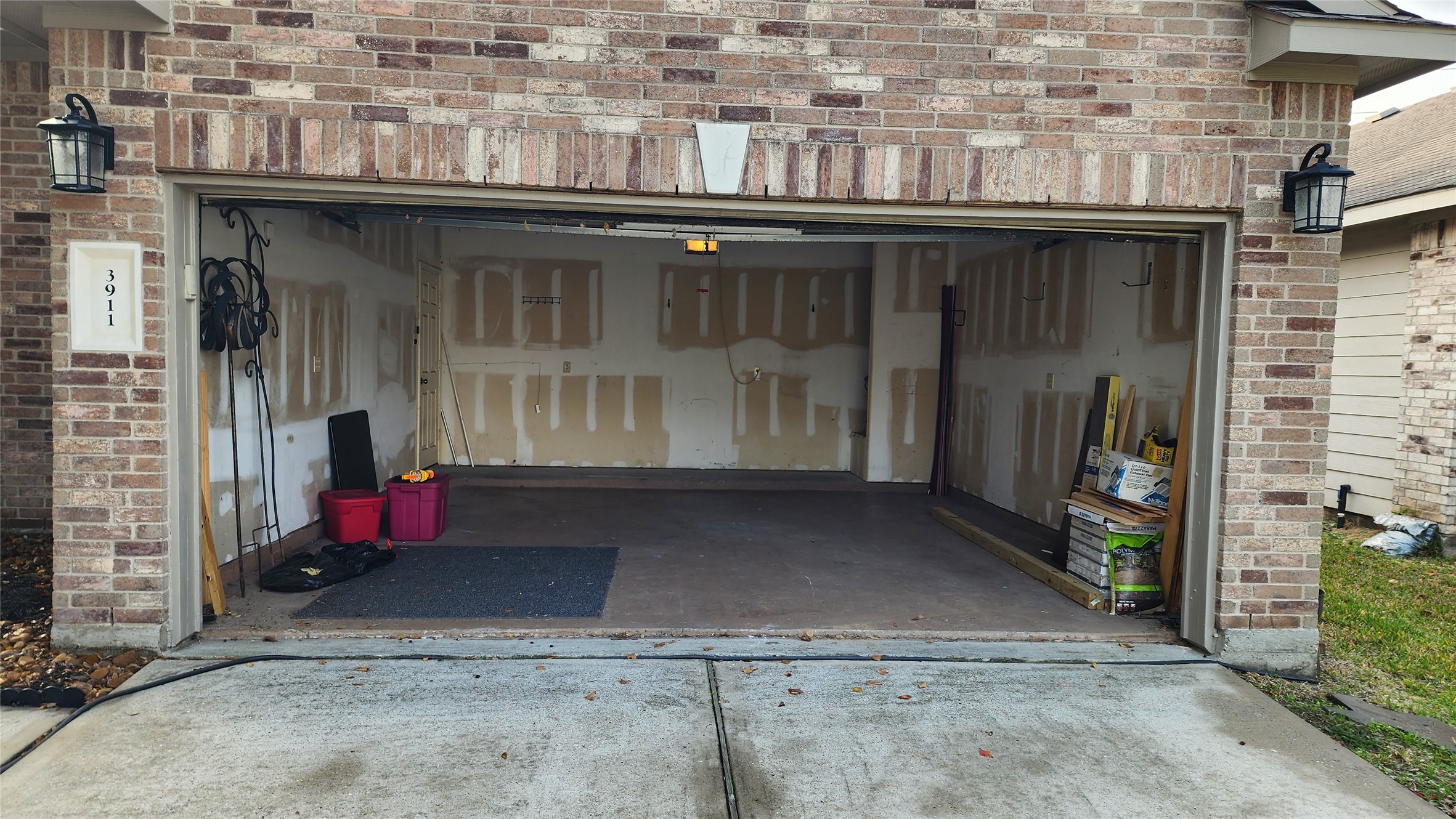 3911 Falvel Cove Drive Spring, TX 77388 - Photo 28 of 47