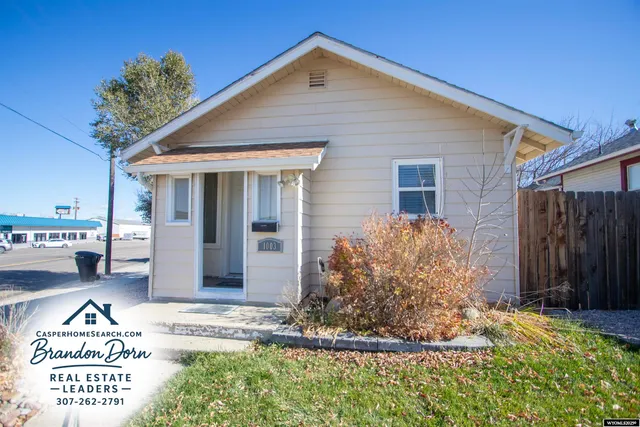 $169,900 | 1003 South Cherry Street, Casper, WY 82604