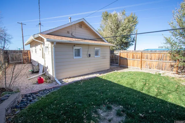 $169,900 | 1003 South Cherry Street, Casper, WY 82604