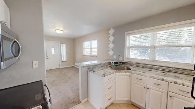 $169,900 | 1003 South Cherry Street, Casper, WY 82604