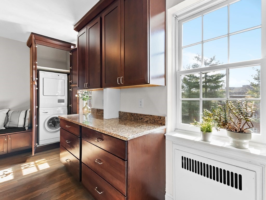 46 Browne Street, Unit 3 Brookline, MA 02446 - Photo 8 of 15