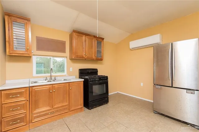 $215,000 | 2616 King Drive, Donna, TX 78537