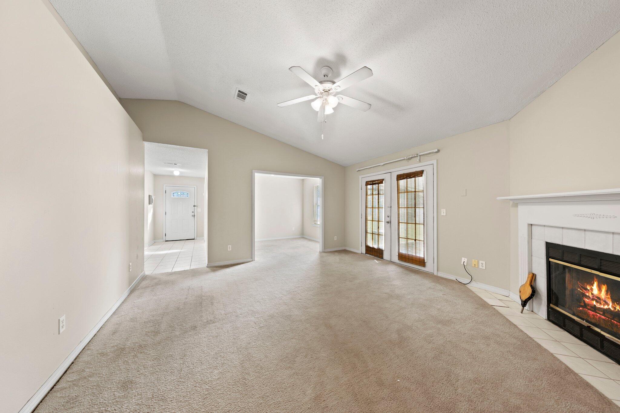 9400 North North Loop Road Pensacola, FL 32507 - Photo 13 of 33 Moore Media_11
