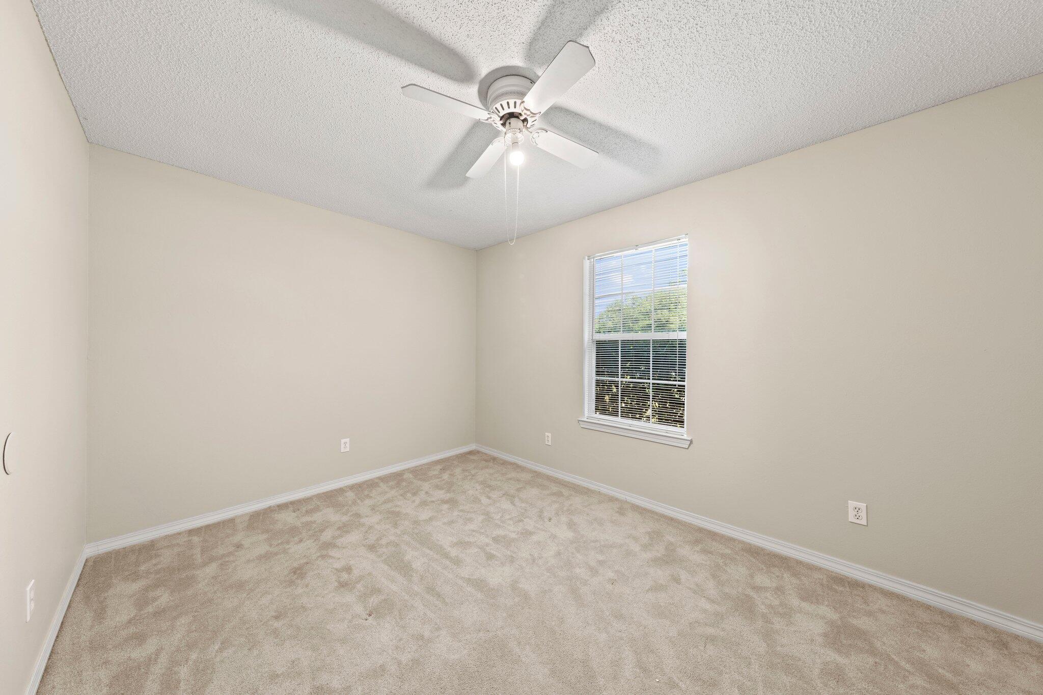 9400 North North Loop Road Pensacola, FL 32507 - Photo 18 of 33 Moore Media_17