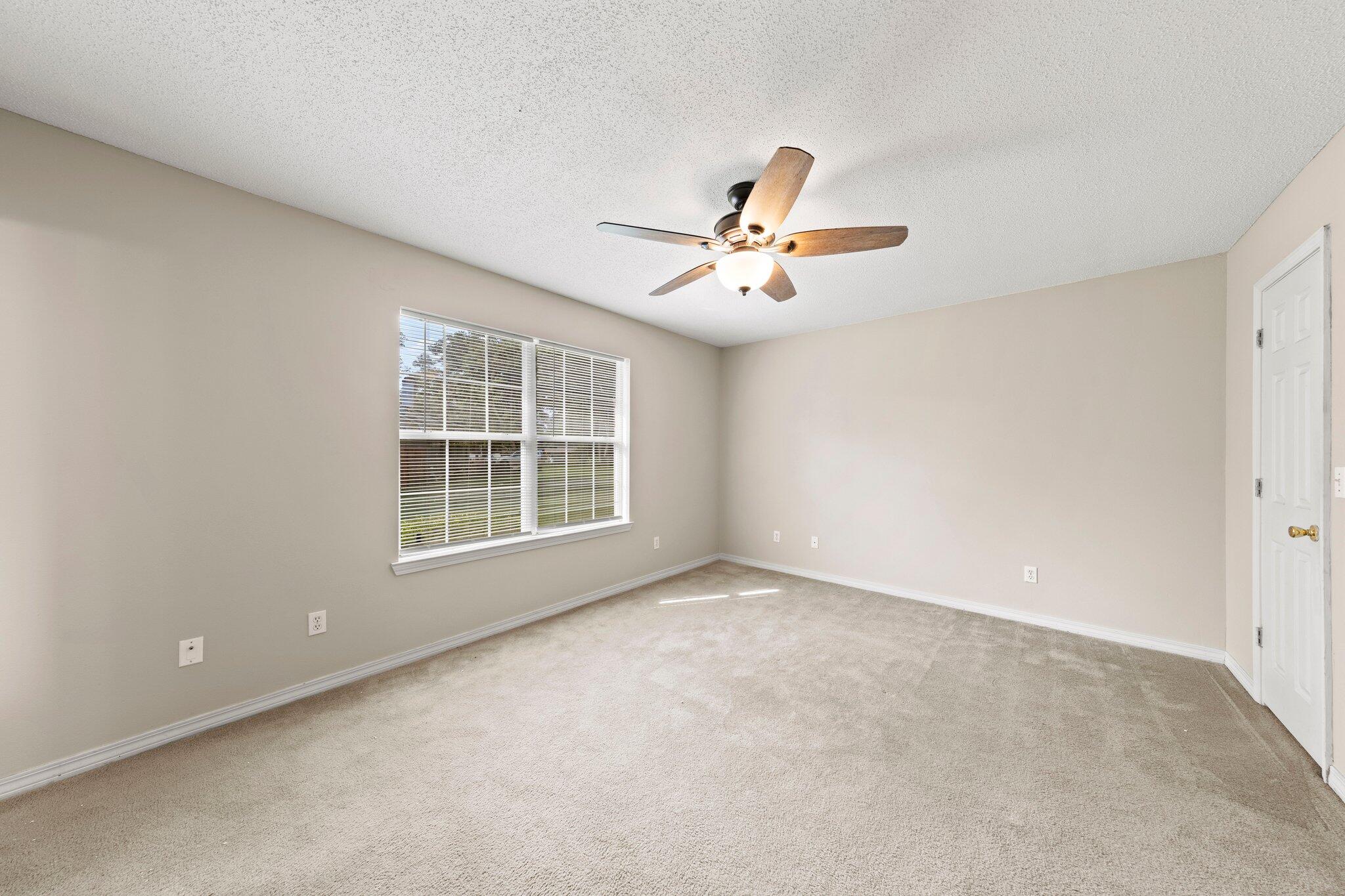 9400 North North Loop Road Pensacola, FL 32507 - Photo 21 of 33 Moore Media_19
