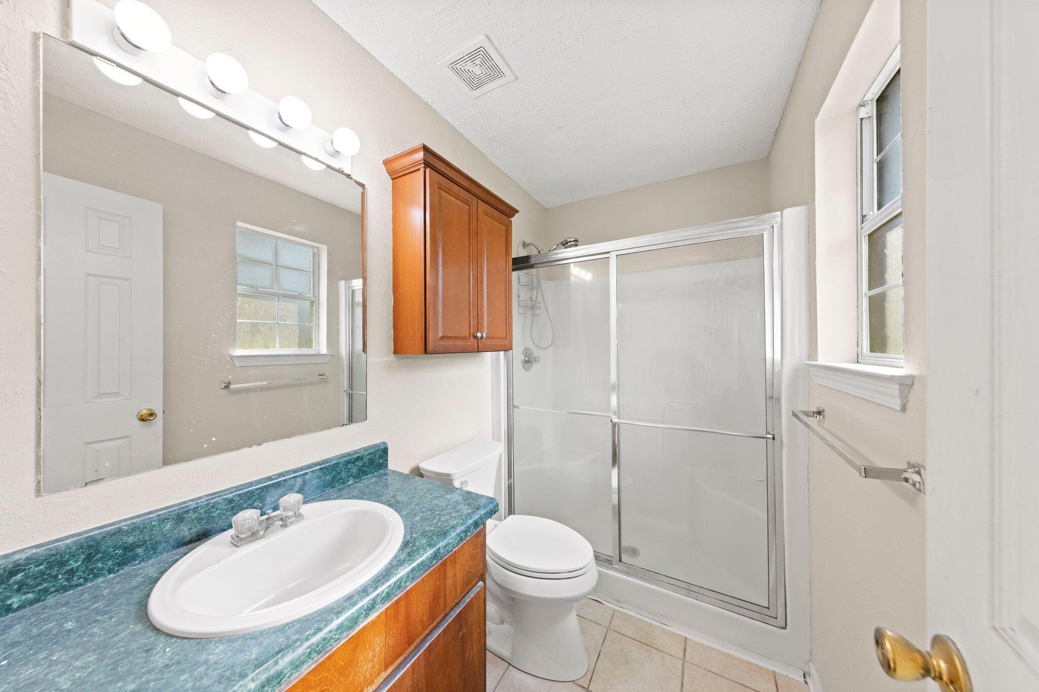 9400 North North Loop Road Pensacola, FL 32507 - Photo 23 of 33 Moore Media_21