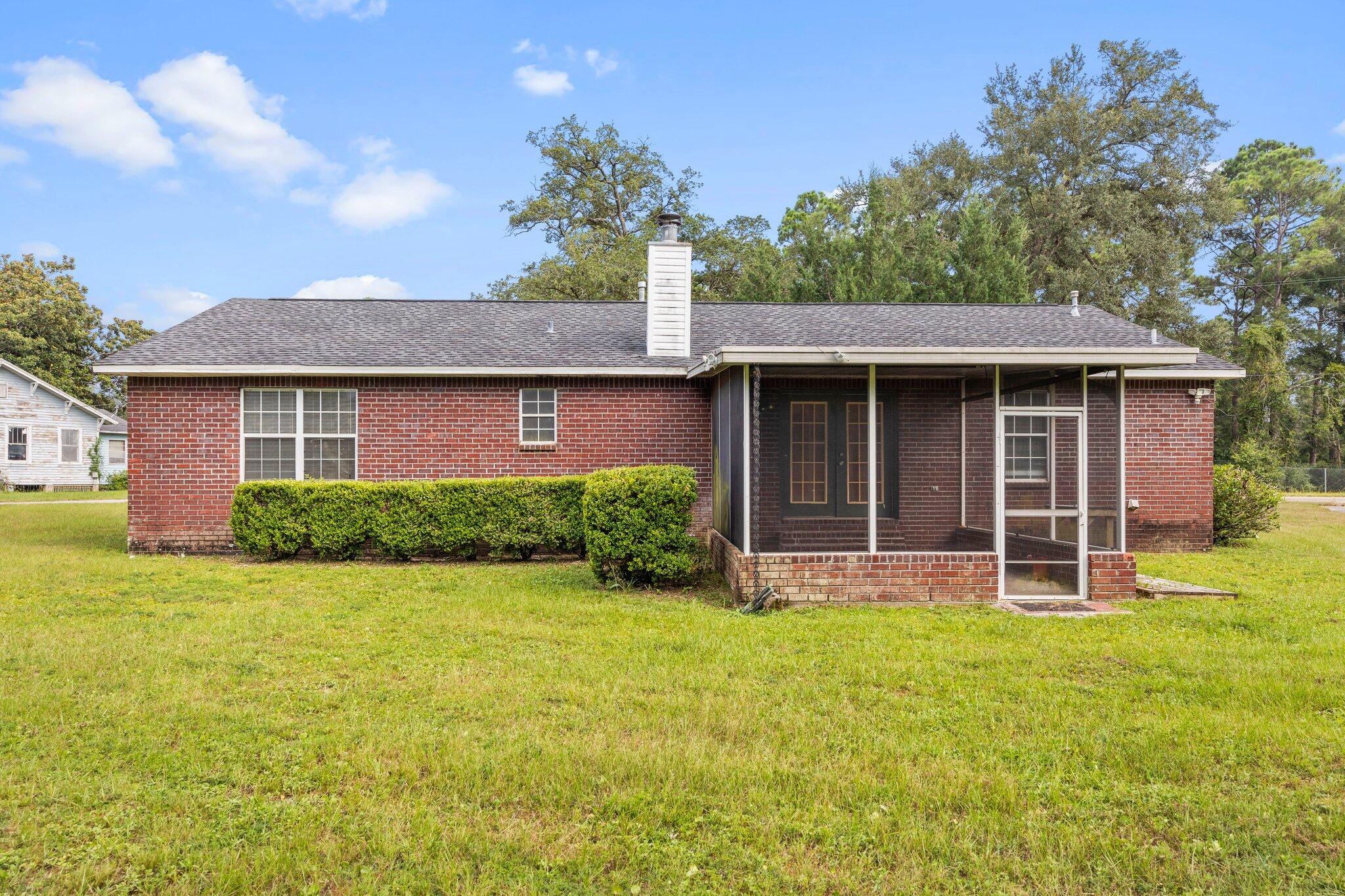 9400 North North Loop Road Pensacola, FL 32507 - Photo 27 of 33 Moore Media_26