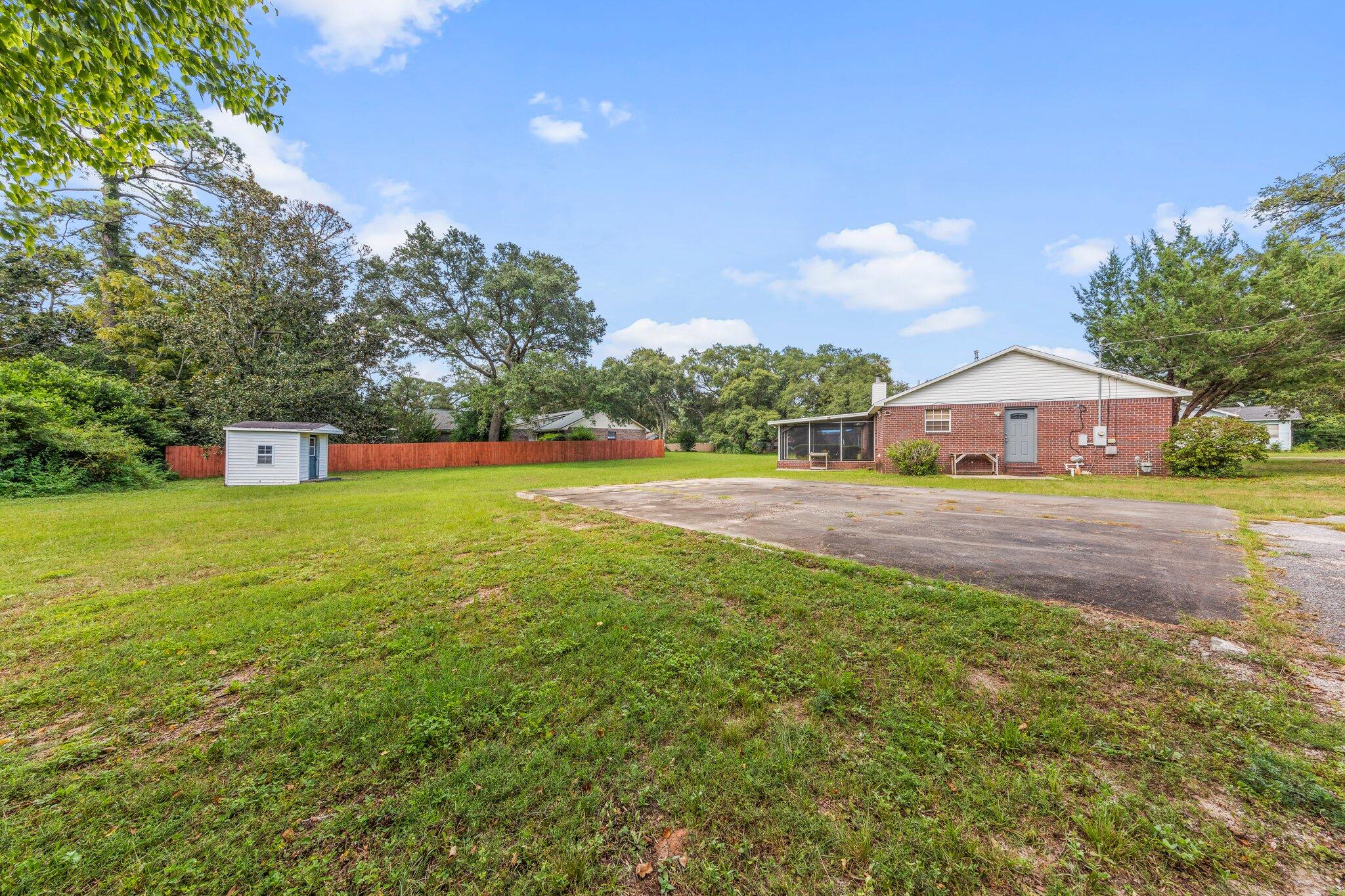 9400 North North Loop Road Pensacola, FL 32507 - Photo 29 of 33 Moore Media_28