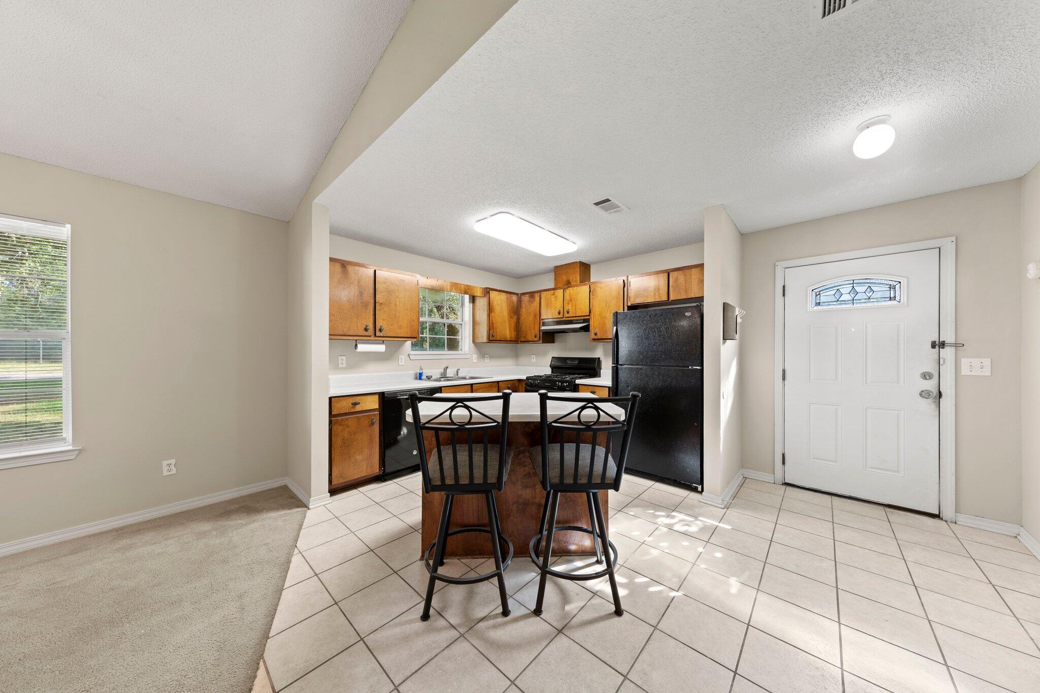 9400 North North Loop Road Pensacola, FL 32507 - Photo 9 of 33 Moore Media_4