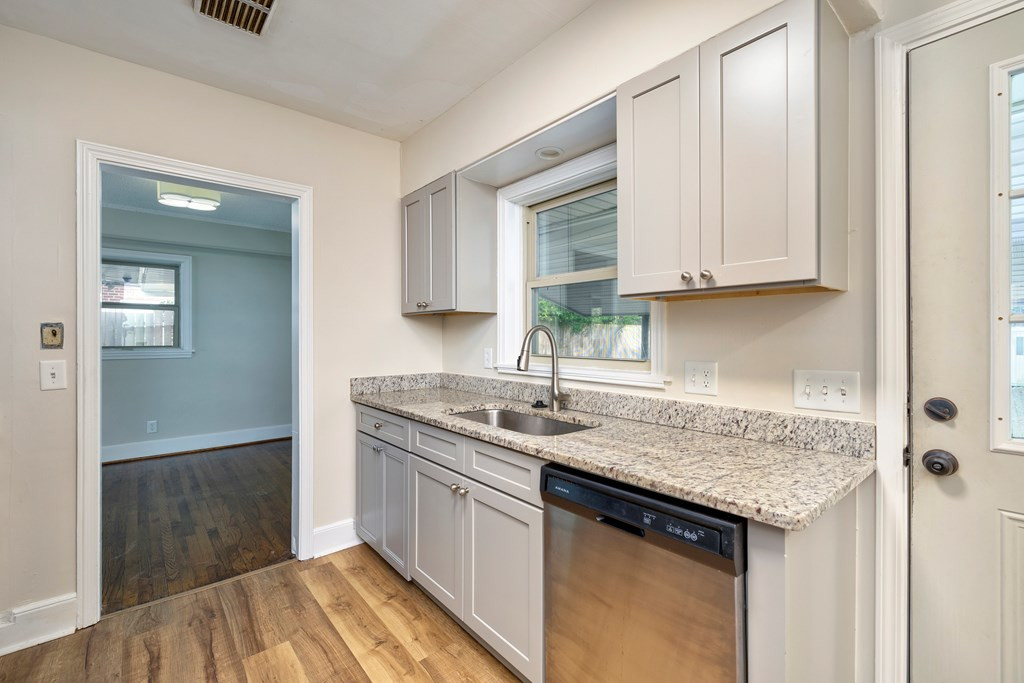554 Mattison Avenue Sumter, SC 29150 - Photo 11 of 33