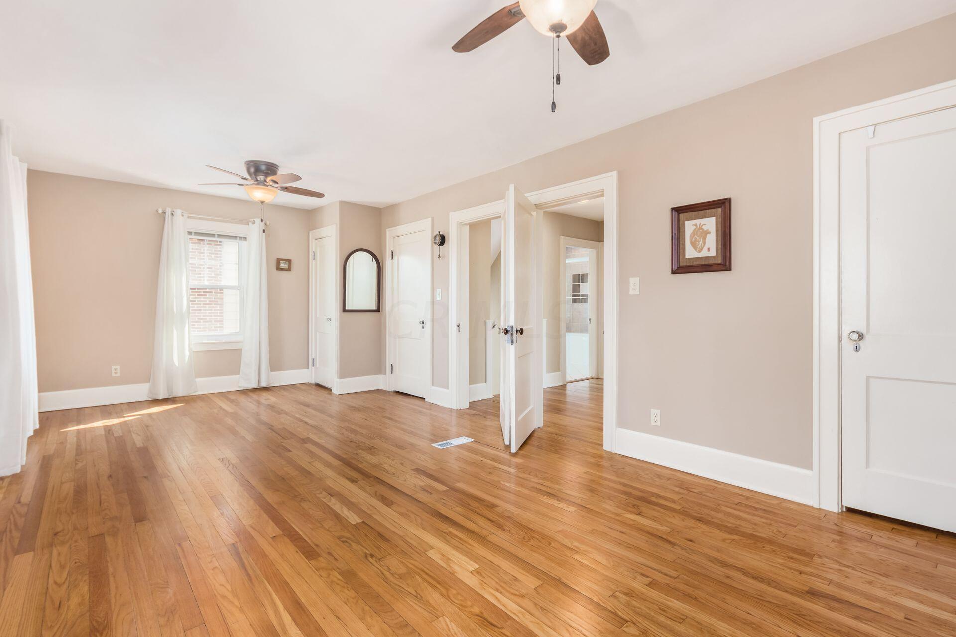 225 Chatham Road Columbus, OH 43214 - Photo 23 of 41 Owners' Bdrm w/2 entry doors & 2 closets