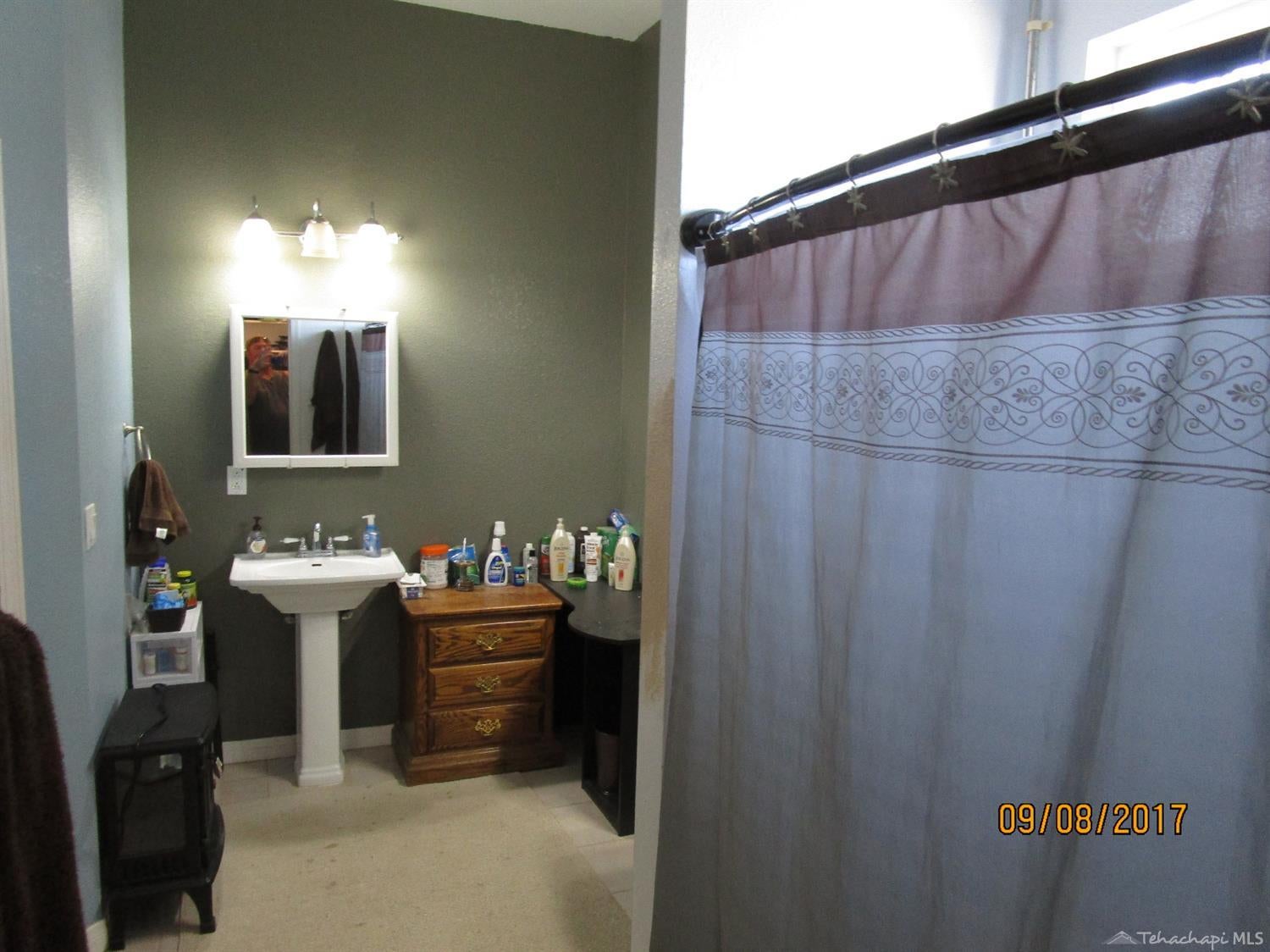 18741 Danford Road Tehachapi, CA 93561 - Photo 31 of 36 Gallery Image 31
