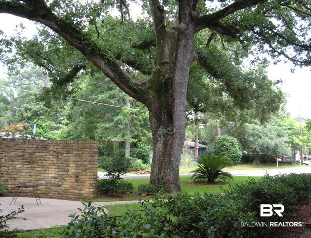 314 Gayfer Court, Unit 8 Fairhope, AL 36532 - Photo 20 of 21