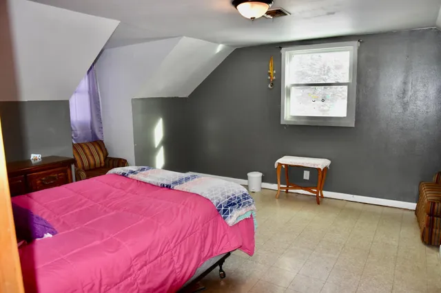 $199,000 | 935 4th Street Northeast, Sibley, IA 51249