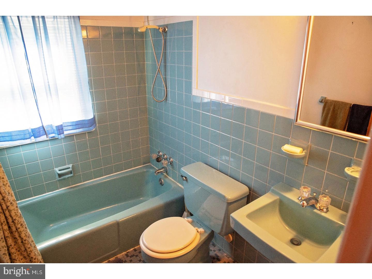 19 Weil Road Bechtelsville, PA 19505 - Photo 11 of 23 Bathroom