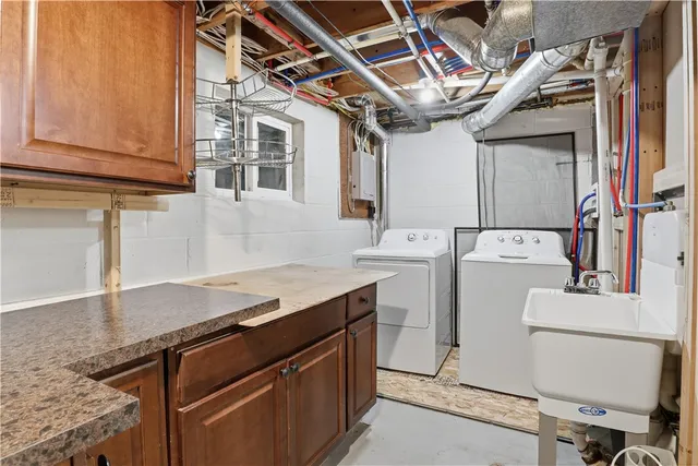 $2,200 | 456 Surrey Hill Way, Henrietta, NY 14623