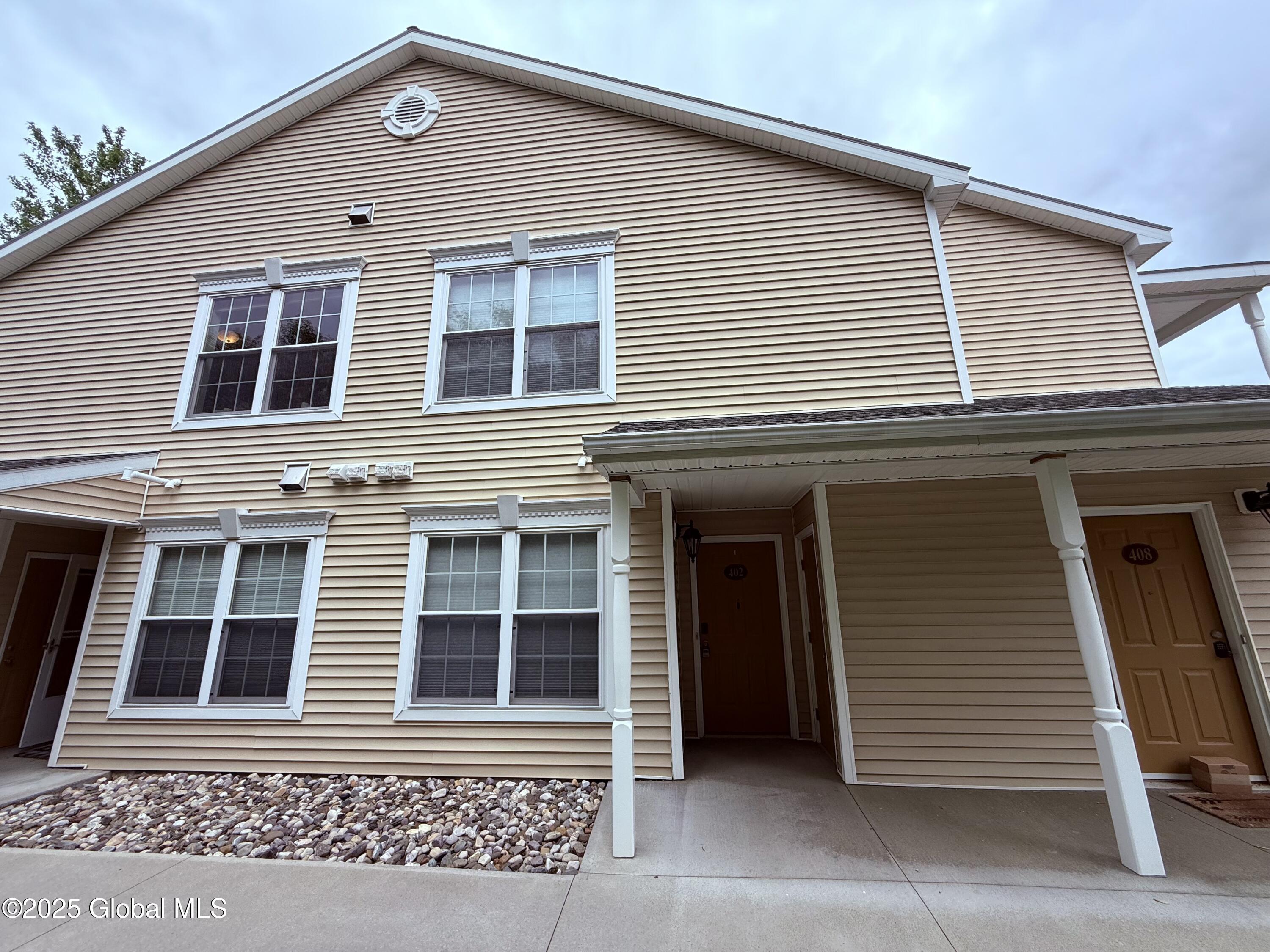 402 Cedar Run Rensselaer, NY 12144 - Photo 1 of 24 IMG_8577