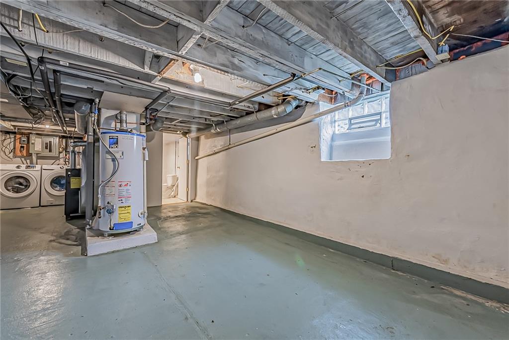 118 Ave A Latrobe, PA 15650 - Photo 17 of 25 a view of garage