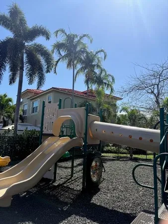 $2,300 | 398 Lake Monterey Circle, Boynton Beach, FL 33426