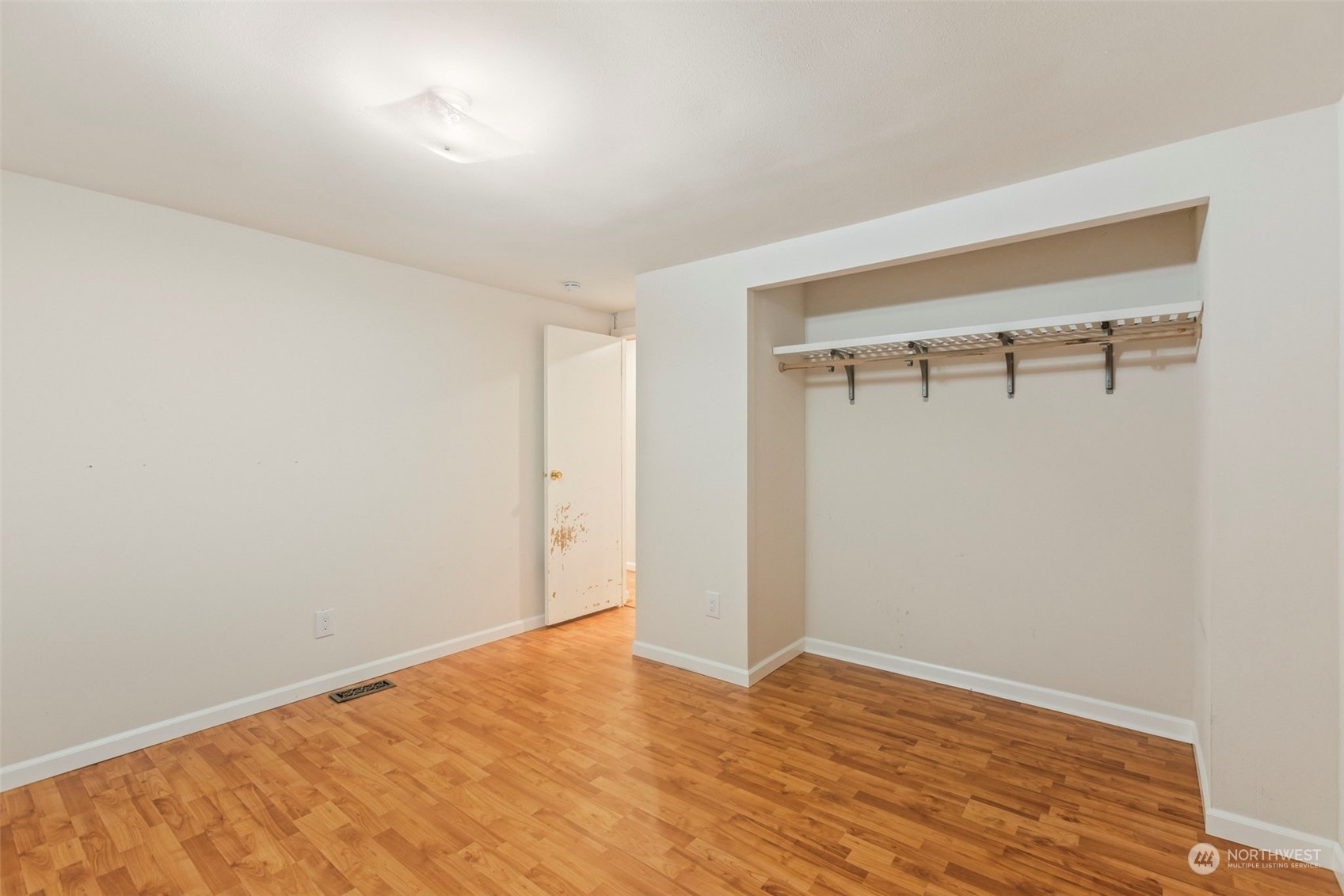 6829 Preston-Fall City Road Southeast Issaquah, WA 98027 - Photo 16 of 37 Gallery Image 16