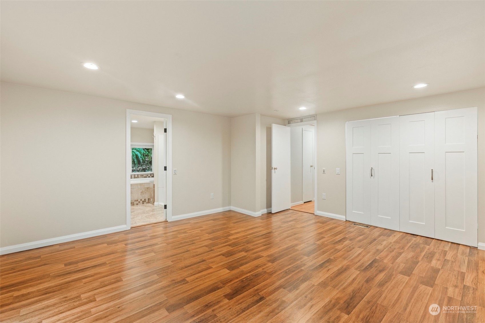 6829 Preston-Fall City Road Southeast Issaquah, WA 98027 - Photo 18 of 37 Gallery Image 18