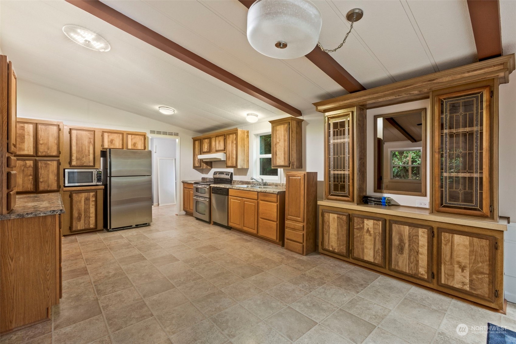 6829 Preston-Fall City Road Southeast Issaquah, WA 98027 - Photo 2 of 37 Gallery Image 2