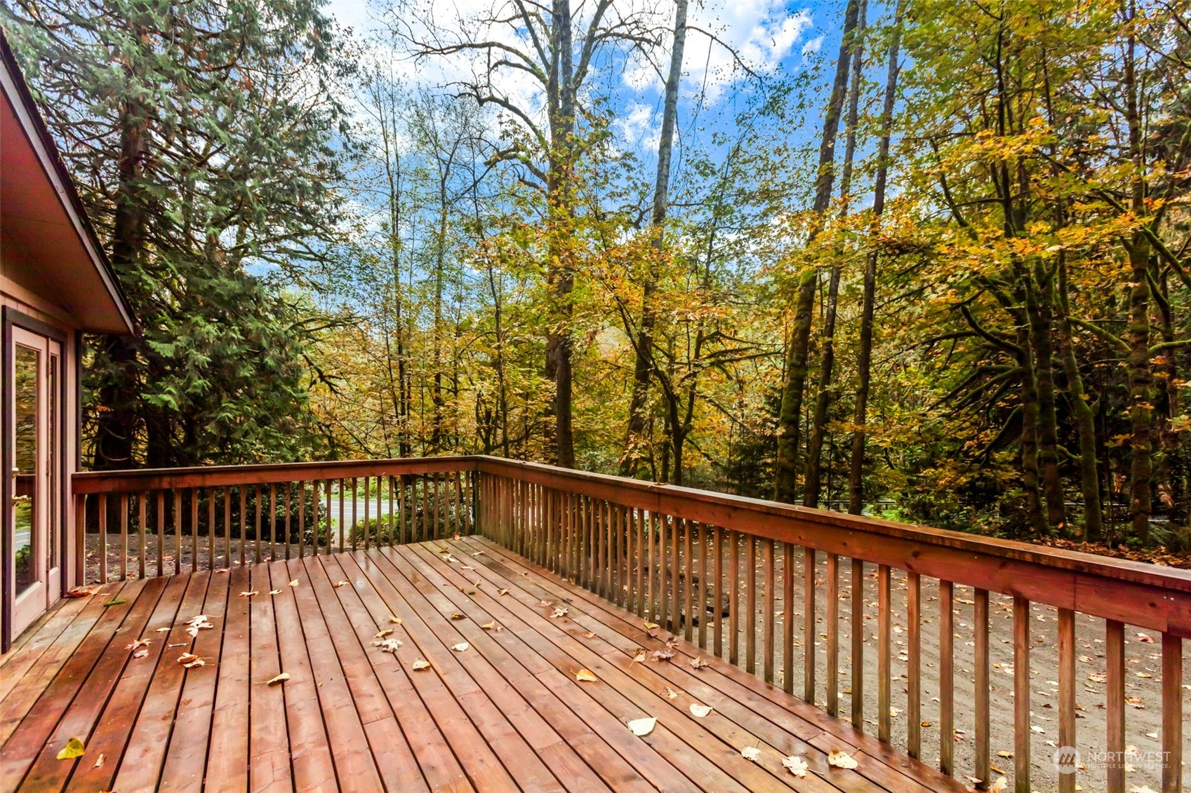 6829 Preston-Fall City Road Southeast Issaquah, WA 98027 - Photo 23 of 37 Gallery Image 23