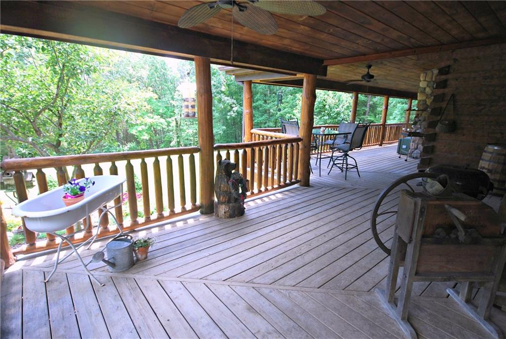8248 Grandview Road Columbus, IN 47201 - Photo 5 of 29