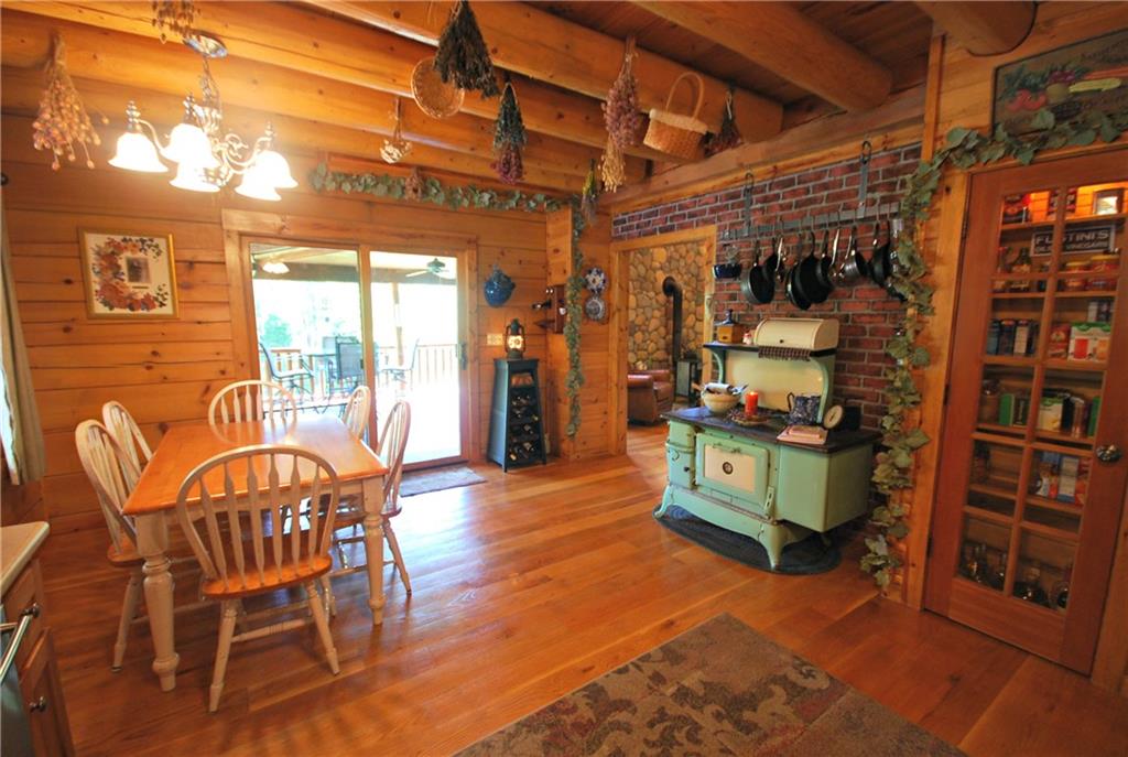 8248 Grandview Road Columbus, IN 47201 - Photo 9 of 29