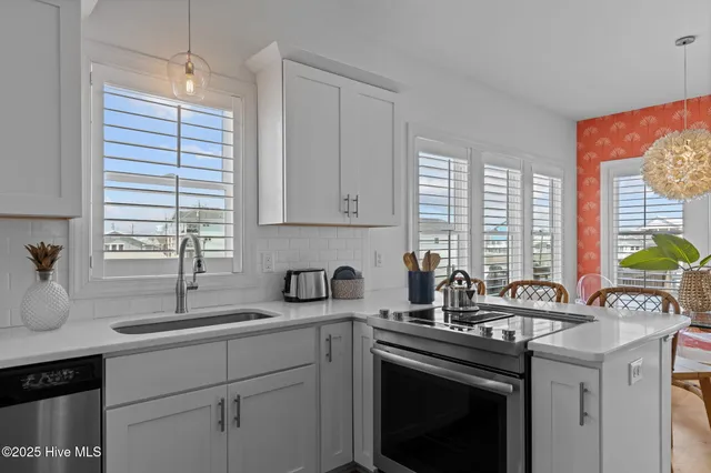 $774,000 | 408 Caswell Street, Unit B, Atlantic Beach, NC 28512