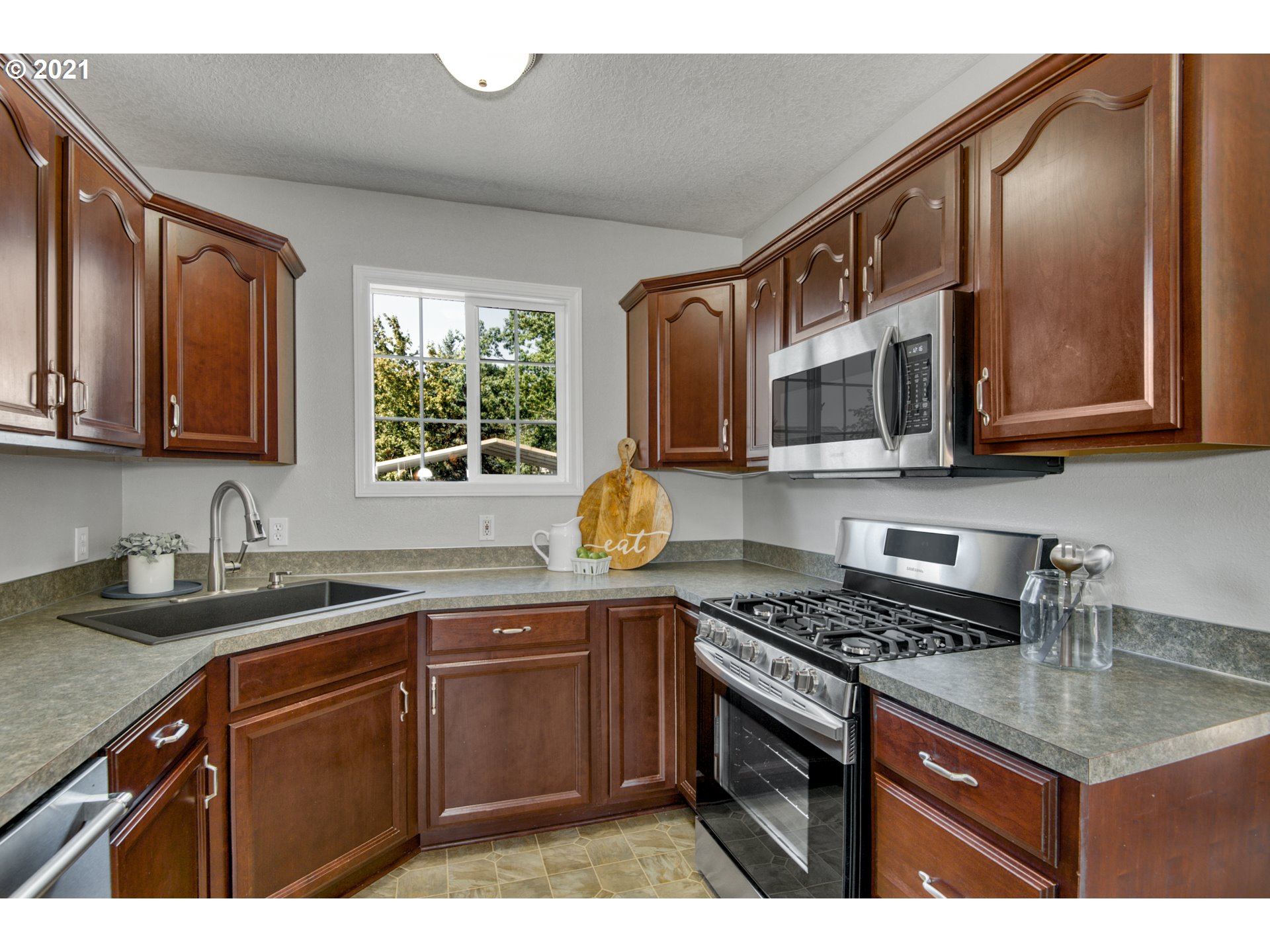 207 North Maple Street Canby, OR 97013 - Photo 10 of 31 Gallery Image 10