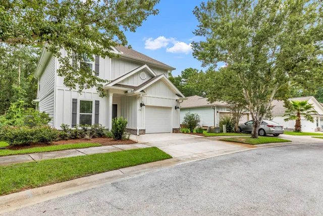 $409,900 | 158 Lafayette Creek, Freeport, FL 32439