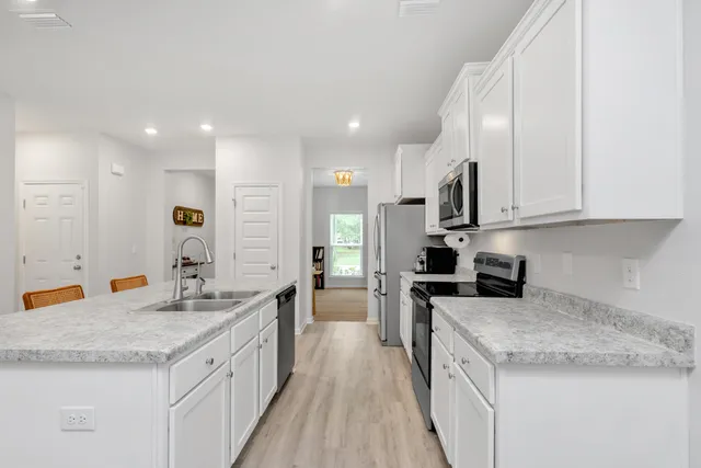 $409,900 | 158 Lafayette Creek, Freeport, FL 32439