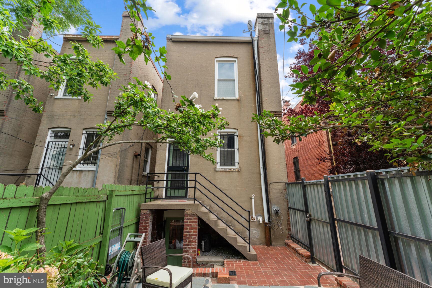 722 13th Street Southeast, Unit A Washington, DC 20003 - Photo 31 of 32
