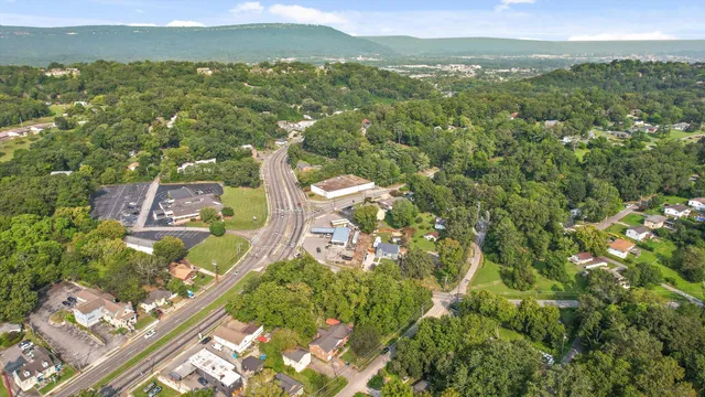 $109,900 | 107 Lakeview Drive, Rossville, GA 30741