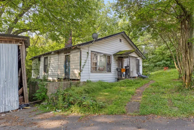 $109,900 | 107 Lakeview Drive, Rossville, GA 30741