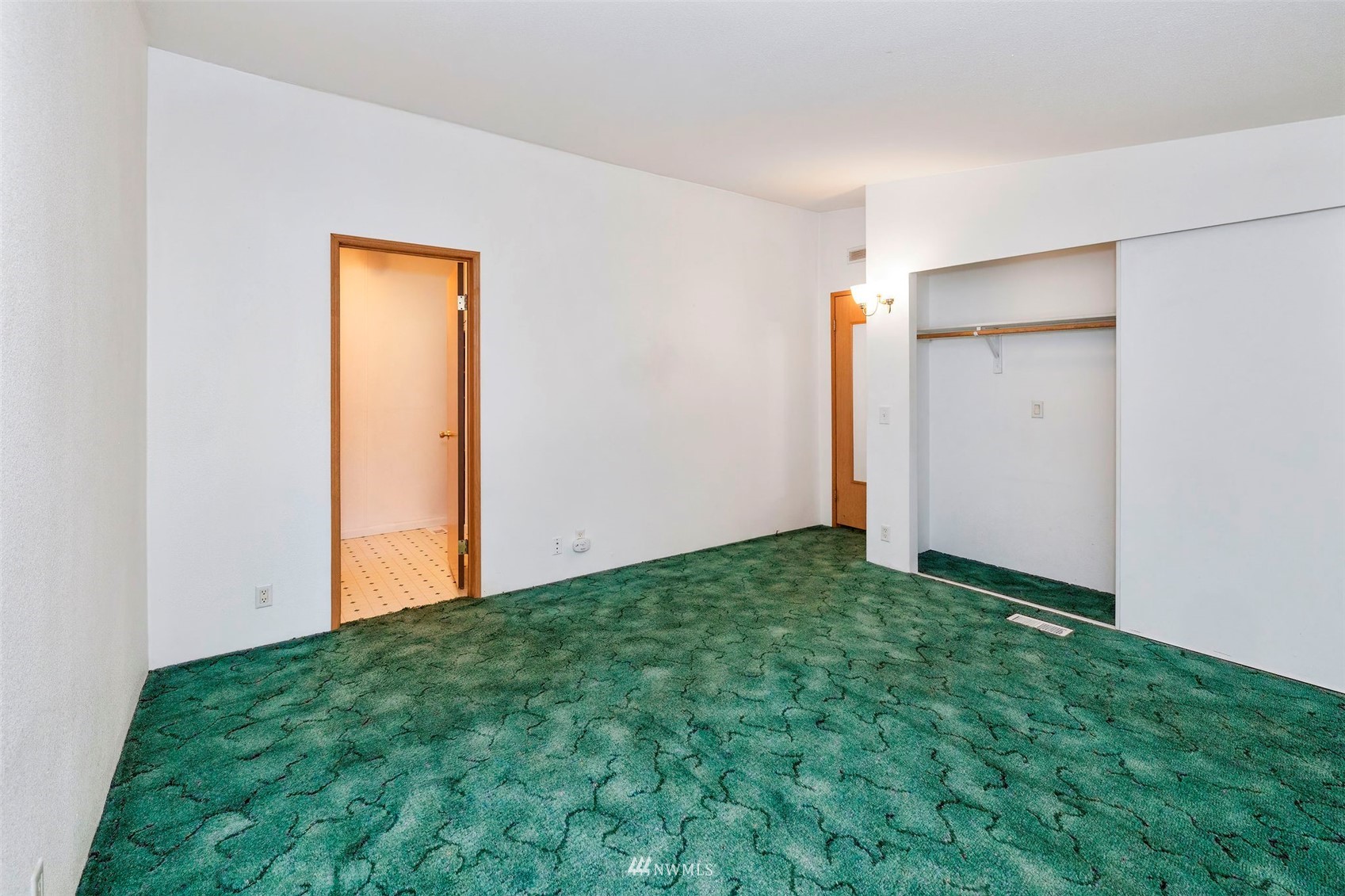 206 Southeast Rim Lane Port Orchard, WA 98367 - Photo 19 of 36 Gallery Image 19