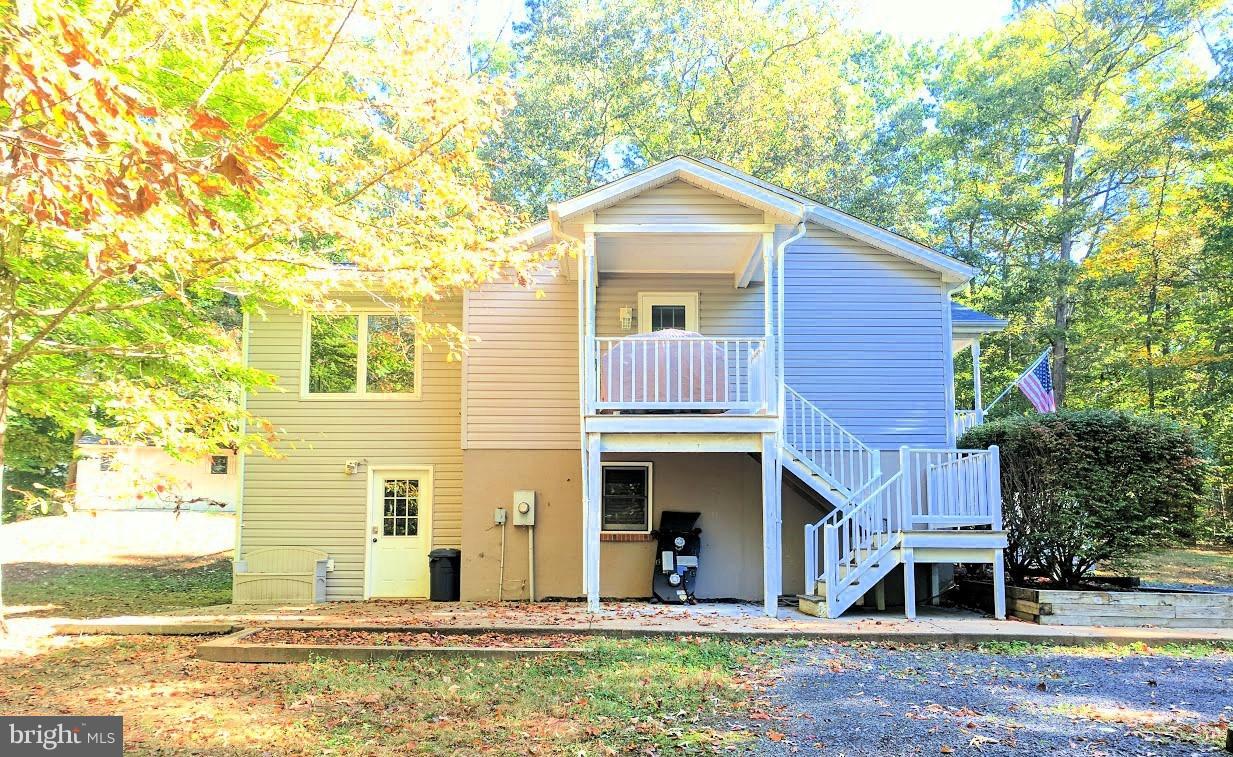 718 Cropp Road Fredericksburg, VA 22406 - Photo 3 of 30 Exterior (Rear)