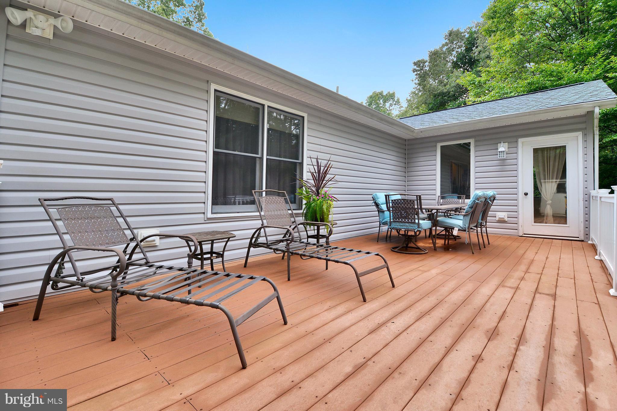 718 Cropp Road Fredericksburg, VA 22406 - Photo 25 of 30 Exterior (Rear)